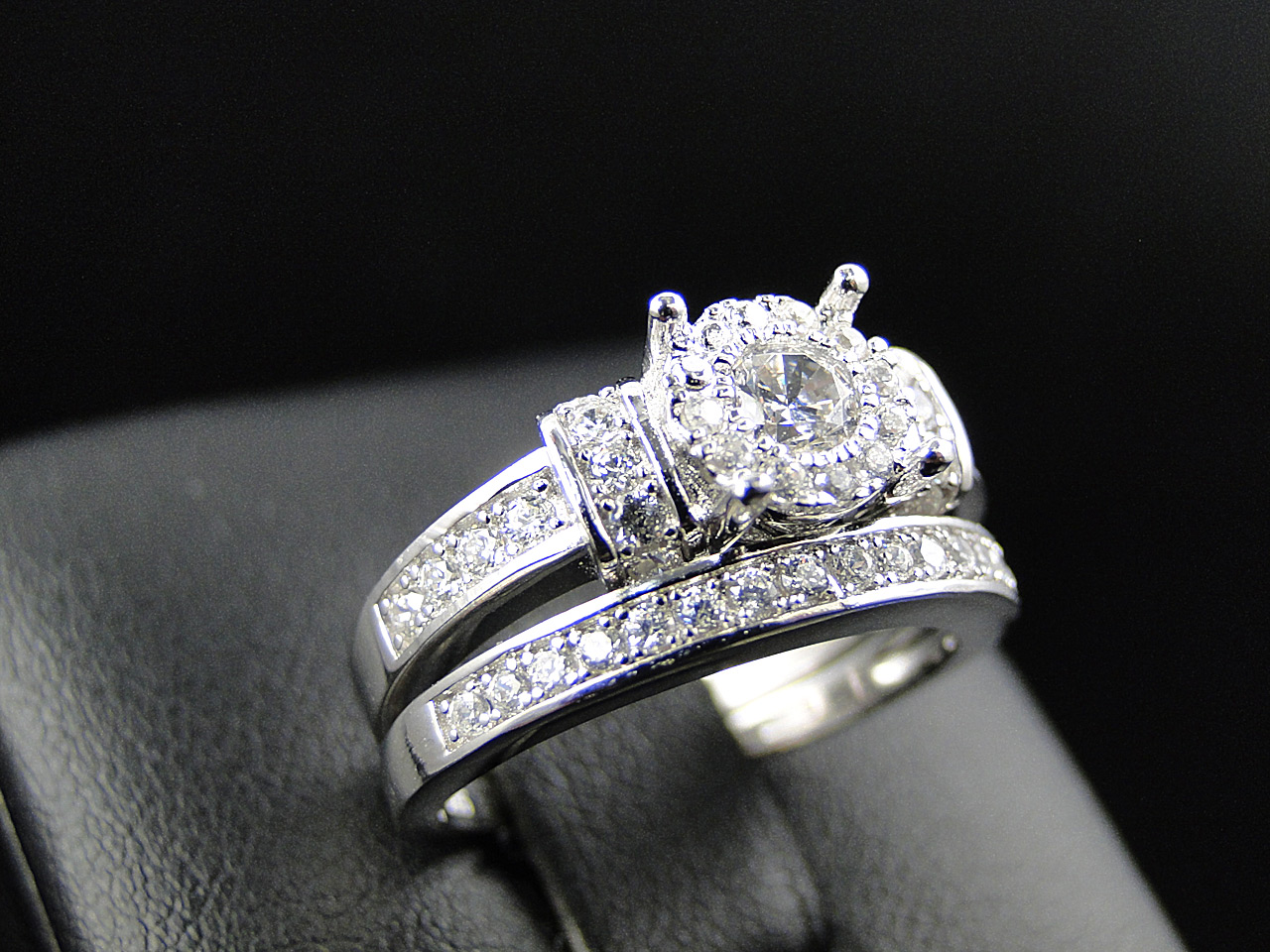 ... .925 Silver Gypsy Lab Diamond Bridal Ring Set in White Gold Finish